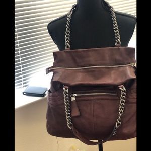 Shoulder purse
